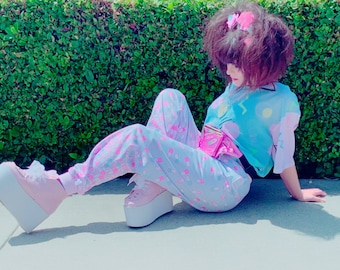 Pantalon de jogging Happy Pills Aini x Kawaii Goods Collab, pantalon de jogging Yami Kawaii pastel Pills (version pastel)