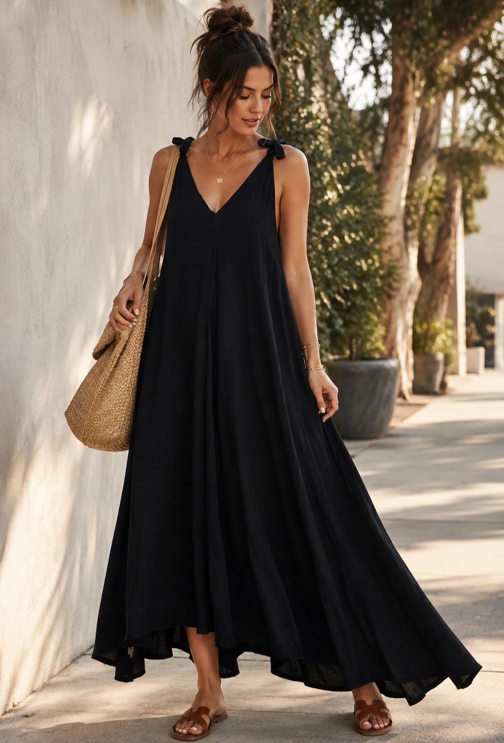 black long flowy dresses Sleeveless Maxi Dress Luxury business attire for women in their 30s