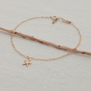 Starfish anklet. 14k Gold Filled starfish charm anklet. Nautical simple tiny charm anklet. Ocean jewelry. Wedding anklet. Nautical anklet