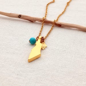 Collier Israël. Carte d'Israël en cordelette remplie d'or 14 carats, petit collier solide avec pendentif. Bijoux juifs. Bijoux de protection. Pendentif carte d'Israël