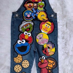 Elmo custom outfit