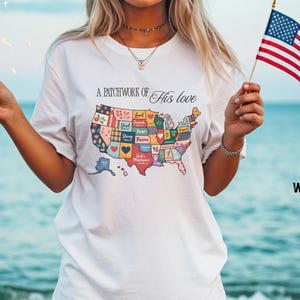 T-shirt rétro en patchwork de couleurs de la carte des États-Unis, t-shirt floral vintage de vers de bible, habillement chrétien patriotique américain, cadeau du 4 juillet