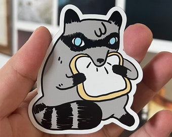 Magnet Raccoon Eating Sliced Bread Magnet