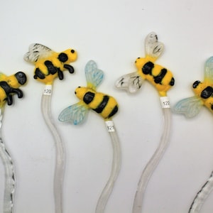Glass Bee Plant Stake, Bee Plant Stake, Plant Poker, Beekeepers Gift, Garden Marker, Garden Art, Garden Decor, Yard Art, Gardener Gift,