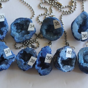 Blue Geode Agate Fan Pull, Stone Light Pull, Half Geode, Ceiling Fan Pull, Agate, Light Pull Chain, Blue, Agate Blue 33-41