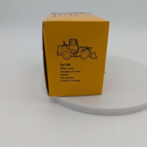 Conrad 1/50 Diecast Cat 936 Loader.
