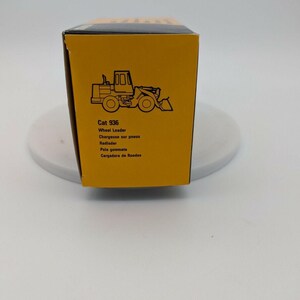 Conrad 1/50 Diecast Cat 936 Loader.