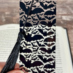 Bat Bookmark | Gothic Tassel Bookmark | Dark Academia | Book Lover Gift | Spooky Reading | Halloween Decor