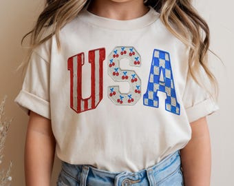 4th of July Shirt Women, USA 250th Anniversary Tee, Retro Painted Letter Patriotic Top, Red White Blue Americana 1776 2026 Birthday Gift USA