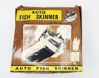 Vintage Auto Fish Skinner by Seaway, 1950s / 1960s Metal Fish Cleaning Tool, Vintage Fishing Tackle Gear, Retro Angler Gift, Never used