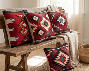 Roter Kelim Kissenbezug, Südwestern gewebtes Wollkissen, Azteken Boho Dekor