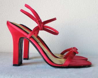 1990s Vintage Red Satin Strappy Sling Back Peep Toe Shoes Heels 7.5  VFG