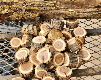 Astillas y anillos de madera de mezquite de Texas para ahumar y asar