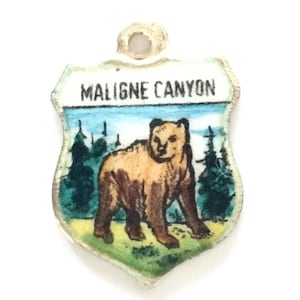 Bear Vintage Silver Enamel Maligne Canyon Canada Souvenir Travel Shield Bracelet Crest Charm - Silver Plated