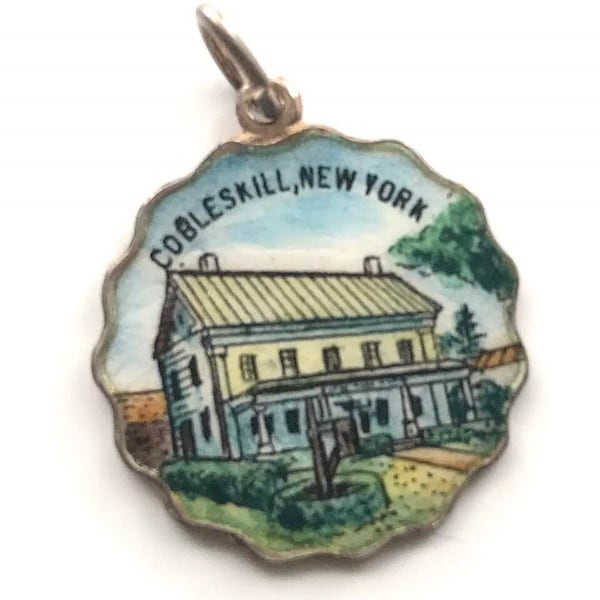 Cobleskill NY New York Vintage Souvenir Enameled Travel Bracelet Charm Silver with Scalloped Edge. Dime size.