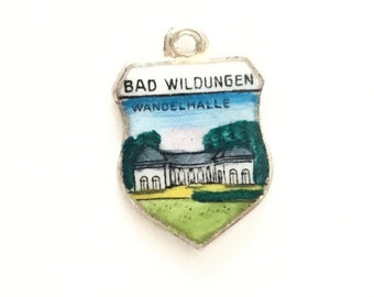 Bad Wildungen Germany - Vintage Enamel Souvenir Travel Shield Crest Bracelet Charm - 800 Silver