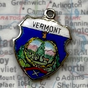 USA - Vermont - State Seal - Vintage Enamel Souvenir Travel Shield Bracelet Charm - Silver