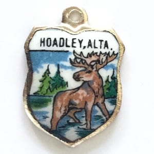 Reindeer Vintage Silver Enamel Hoadley Alberta Canada Souvenir Travel Shield Bracelet Crest Charm - Silver Plated