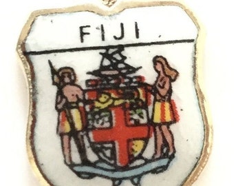 Fiji - Fiji Islands - Vintage Enamel Souvenir Travel Shield Bracelet Crest Charm - Silver Plated