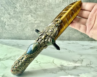 クリスタル儀式用ナイフ、手作りタイガーアイブレードムーンストーン