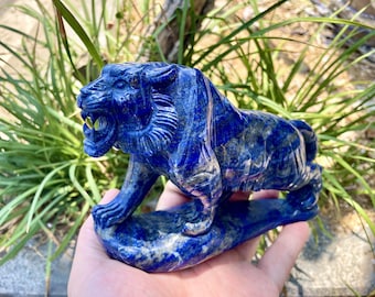 Natural Lapis Lazuli Tiger Figurine, Blue Gemstone Carving, Spiritual Protection Symbol, Chakra Healing Crystal, Luxury Home Decor Gifts