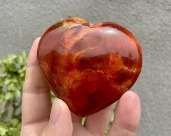 Heart-Shaped Red Agate Crystal, Natural Polished Carnelian Stone, Healing Gemstone Gifts for Couple, Hand-Carved Crystal Decor, Love Amulet