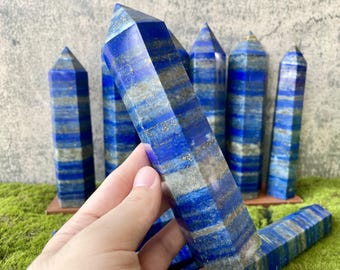Naturliga lapis lazuli-punkter, kristallobelisk, lapis lazuli-torn, blå helande stenobelisk för meditation, chakraenergi, kristalldekor, gåva