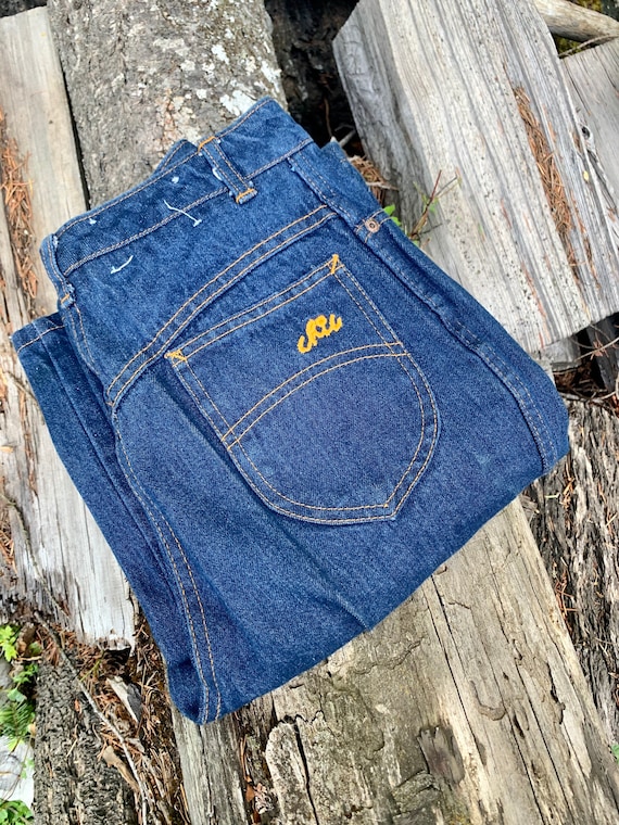 Chic denim shop jeans