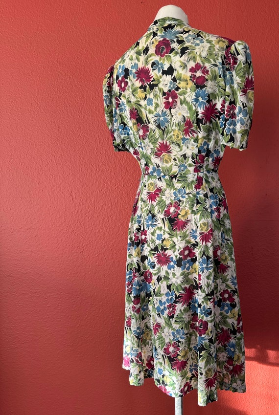 Vintage 1940’s Semi-Sheer Floral Rayon Day Dress … - image 9