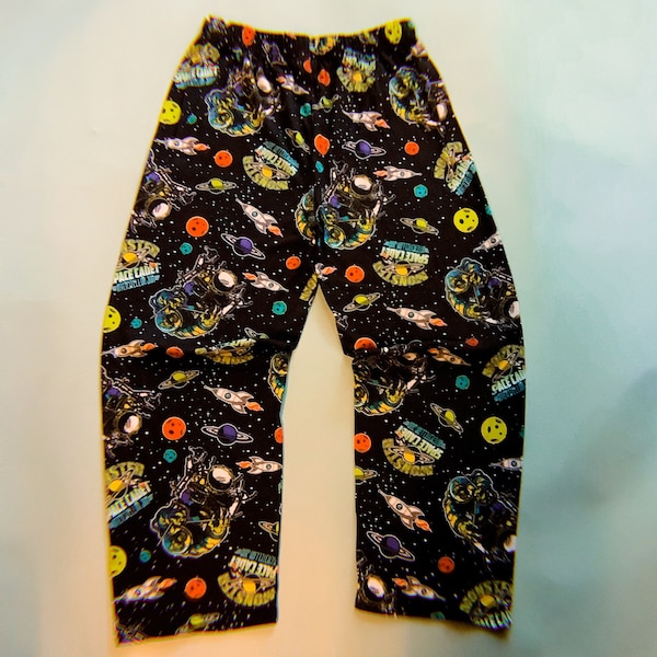 SPACE THEME PAJAMAS, Kids Sleepwear, Boys Pajamas, Ages 10-12, Awesome Space Scenes, reSHIFT for vintage