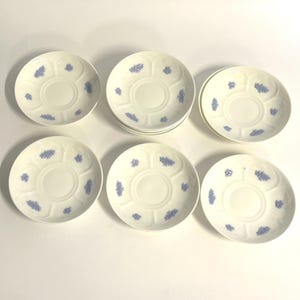 ADDERLEY BONE CHINA, motif Chelsea bleu, gaufrage lisse, raisins bleu pervenche en relief, porcelaine fine vintage, Reshift sur Etsy