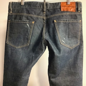 DQSUARED2 JEANS, LUXURY Denim, Made in Italy, Distressed Blue Denim, Super High Quality, Deadstock, New with Tags
