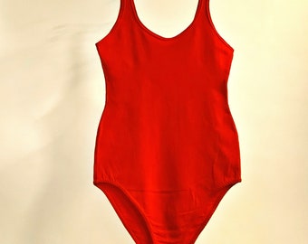 VIntage 60s or 70s RED DANSKIN LEOTARD, Sleeveless, Adult Medium, Classic Ballet Leotard