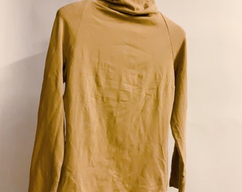 STRENESSE BLUE TOP, Tan/Nude Turtleneck with Raglan Long Sleeve, Size M Designer Top, %95 Cotton High End Hi Fashion Top