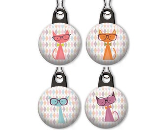 Argyle cat zipper pull. Hipster cats. Hipster cat zipper pull. Hipster cat charm. Cat with glasses. Custom zipper pulls available.