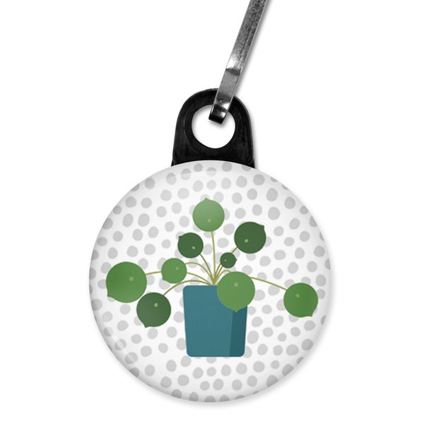 Pilea plant zipper pull.  Pilea peperomiodes. Plant parent. Gift for plant lover. Plant charm.