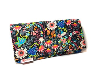 Floral wallet. Women's wallet. Card wallets for women. Zipper wallet. Fabric wallet. Vegan wallet.