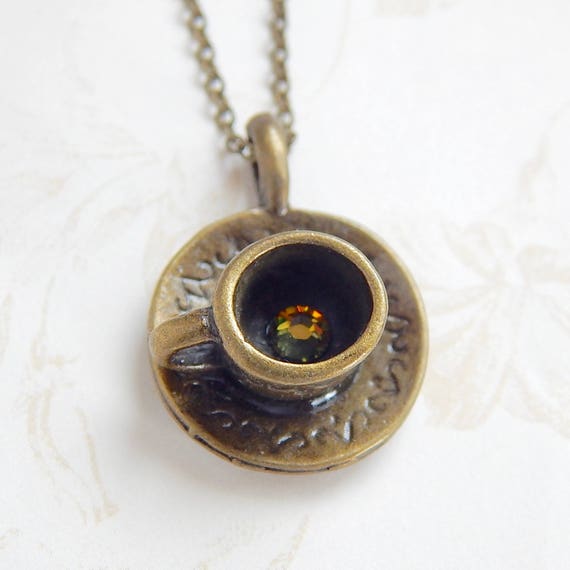 Teacup neckalce