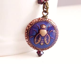 Beatrice - Mood bead bee necklace - bee jewelry - bee pendant - color changing necklace - burgundy