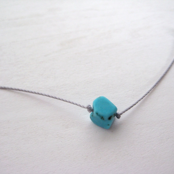 Collier cordon turquoise - collier cordon nylon, collier turquoise synthétique, collier cordon gris, collier minimaliste, collier de tous les jours