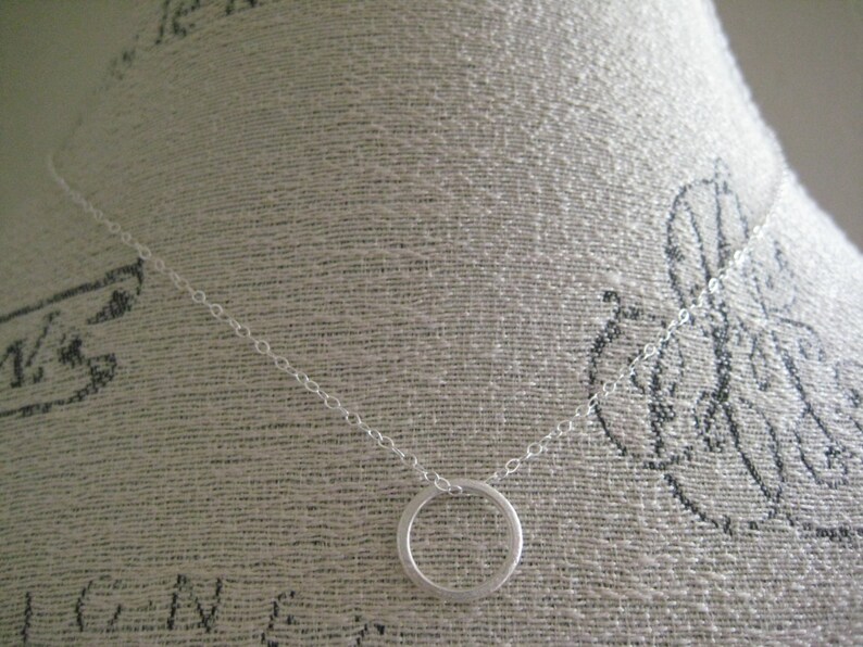 Silver Circle Necklace Circle Necklace, Ring Pendant, Textured Ring Charm, Silver Ring Necklace, Everyday Necklace, Layering Necklace image 3