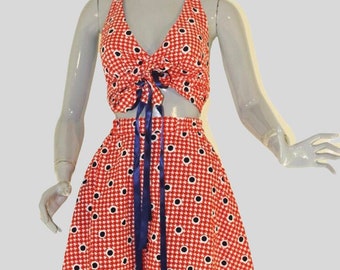 Sunrise Twinset - Seersucker Houndstooth Spot, short dos élastiqué, poche latérale, croisé dos nu ajustable, lien sous poitrine, multi-taille