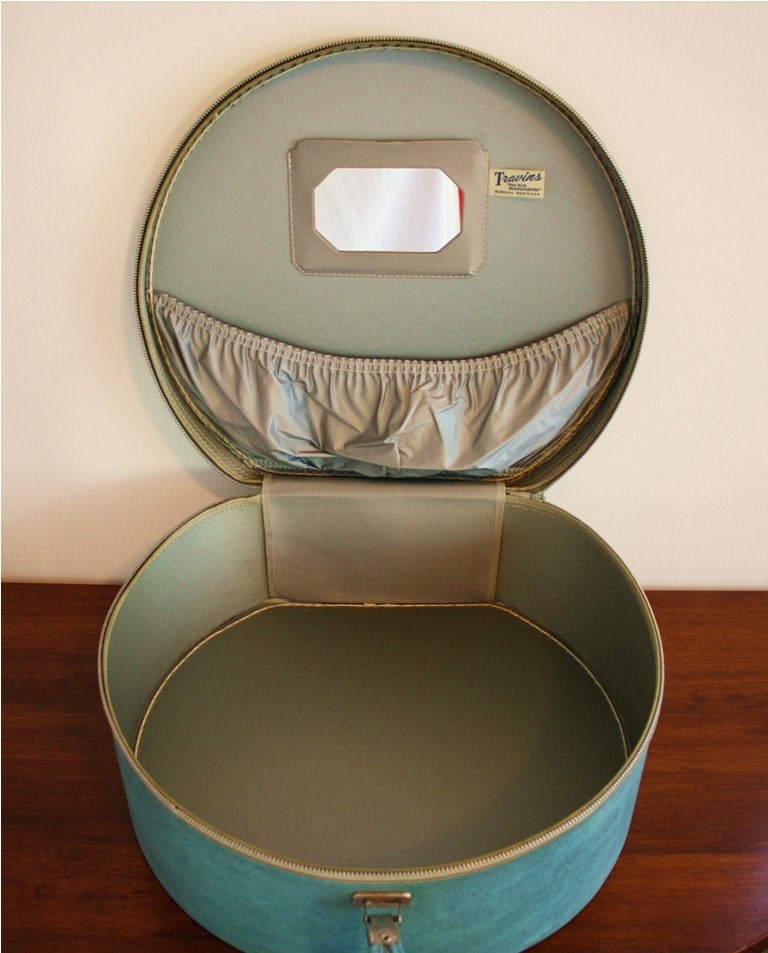 Large vintage Travins round trunk hat box suitcase luggage Etsy