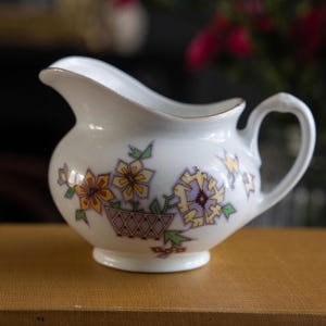 Rare Vintage MZ Altrohlau CM-R Czechoslovakia Porcelain Creamer Milk Jug