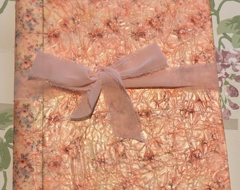 Diario hecho a mano Momigami de rosas rosas / Libro de arte en papel texturizado