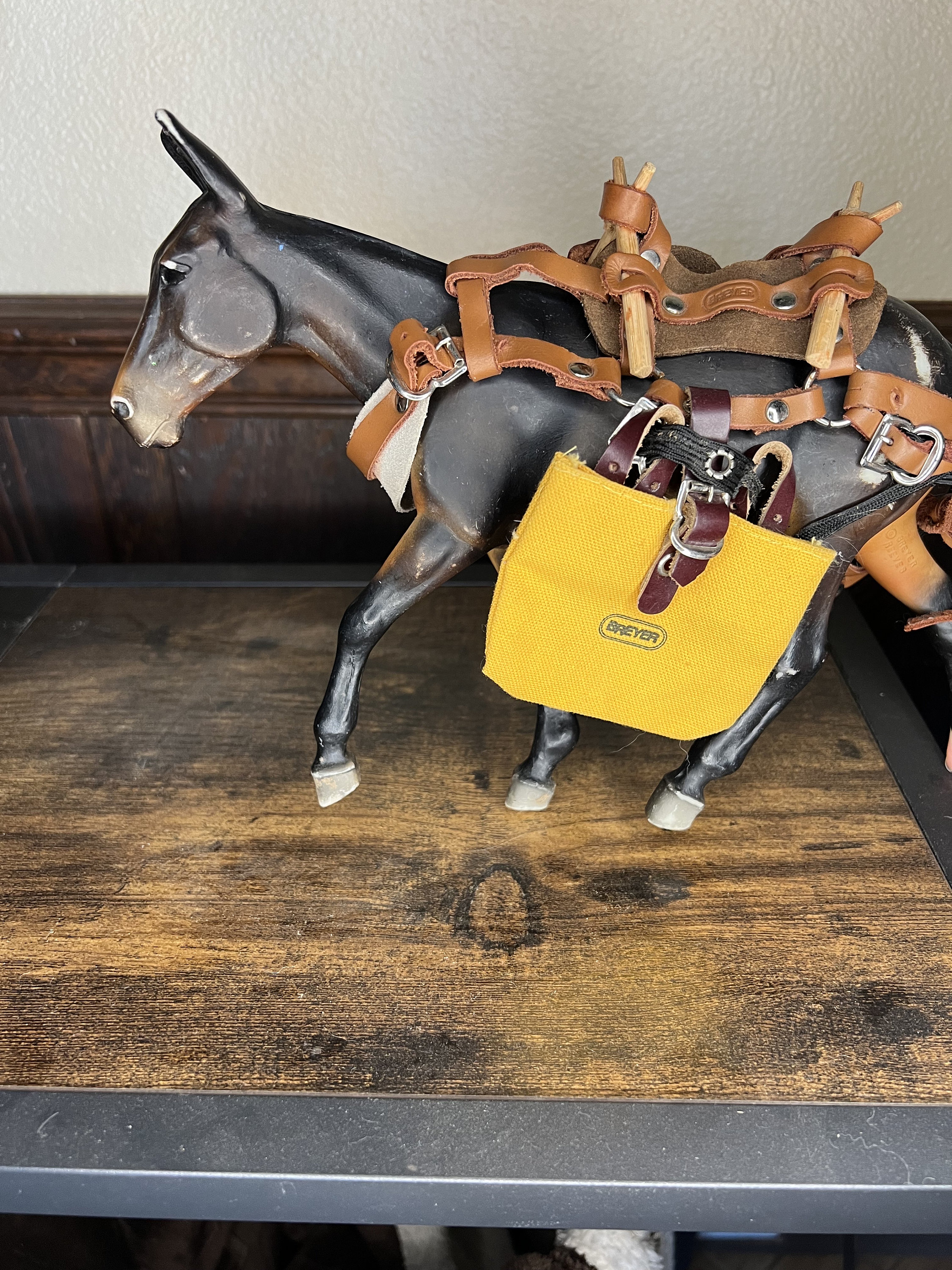 Als Mule, With Full Tack Set High Quality Breyer 1998 Mildly Damaged