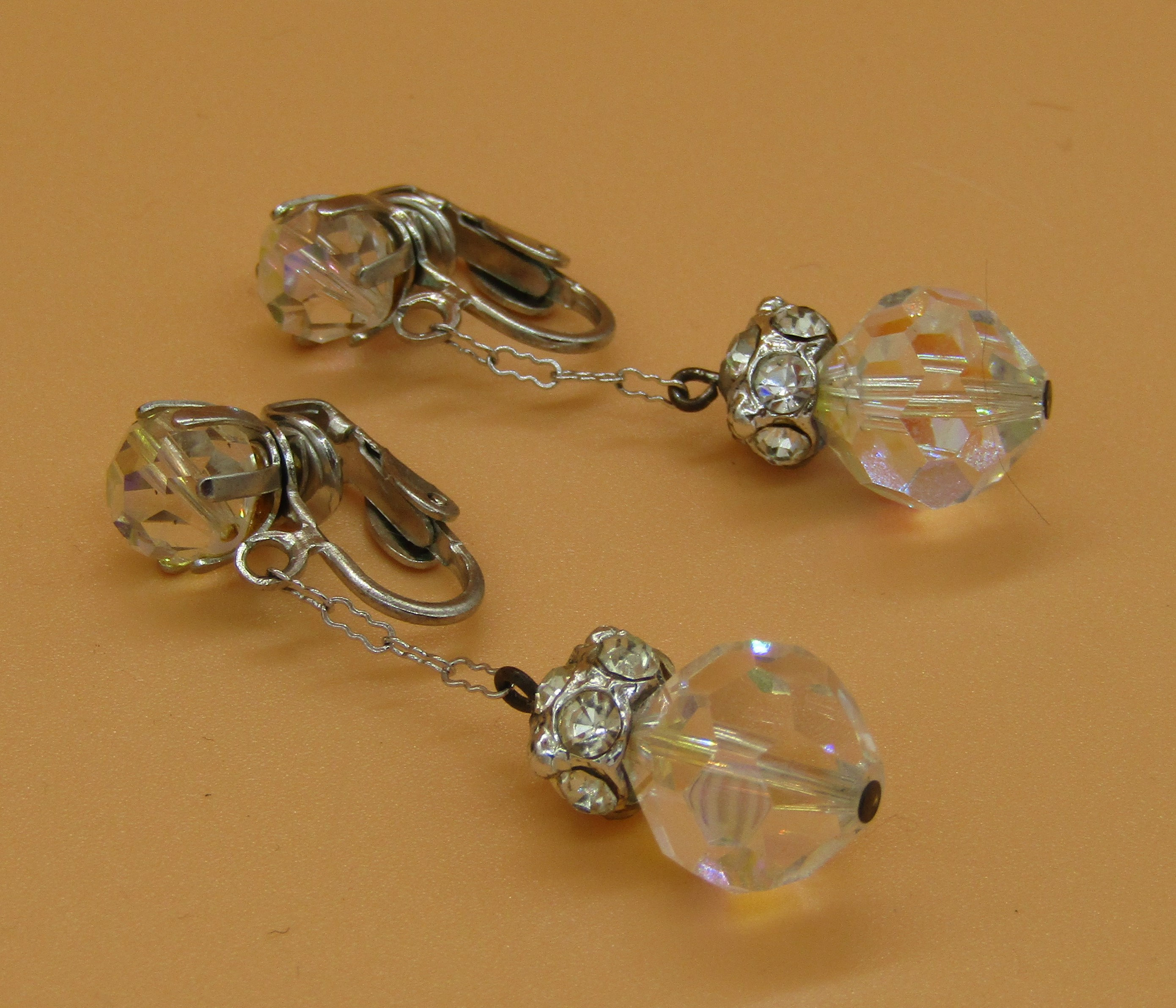 Vintage Clear Stone Dangle Earrings Unmarked
