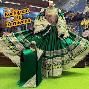 Traditionell lång afghansk klänning. Afhani bröllopsklänning, Kuchi Nikkah-klädsel för brud. bild 1