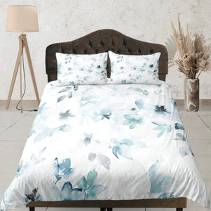 Blue White Floral Bedspread, Custom Size Bedding Set, Zipper Duvet Cover Set, Aesthetic Quilt Cover, Dorm Bedding, Soft Flower Bedroom Set