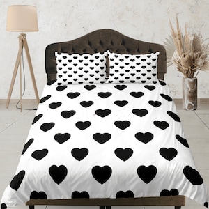 Black and White Heart Print Duvet Cover Set, Aesthetic Dorm Bedding, Elegant Quilt Cover, Zipper Bedding for Valentines Day, Bedroom Set